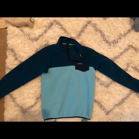 Women’s Patagonia Fleece - Picture 5 of 5